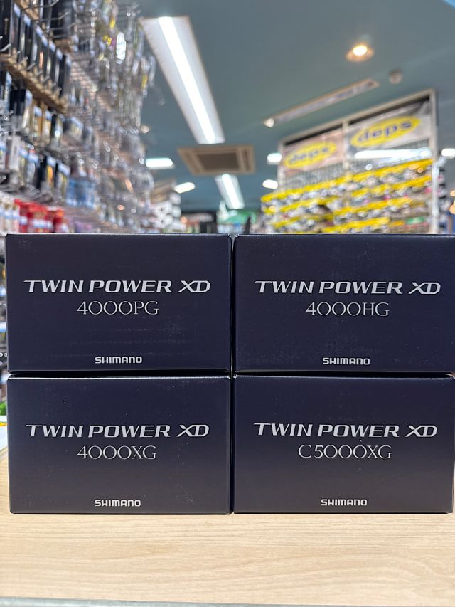 シマノ　２５ツインパワーXD４０００クラス